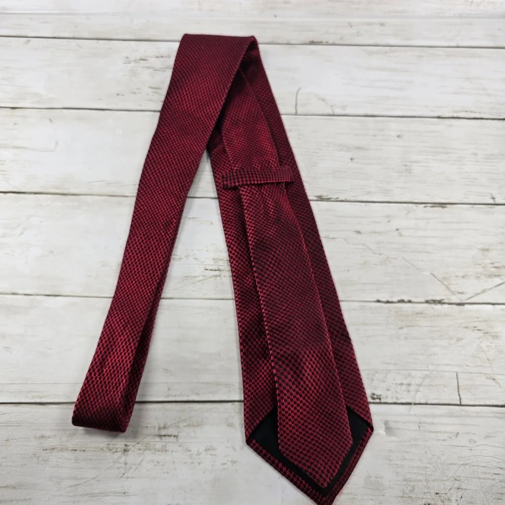 Murano Mens Burgundy Black Micro Check Woven Silk Blend Necktie Formal Tie